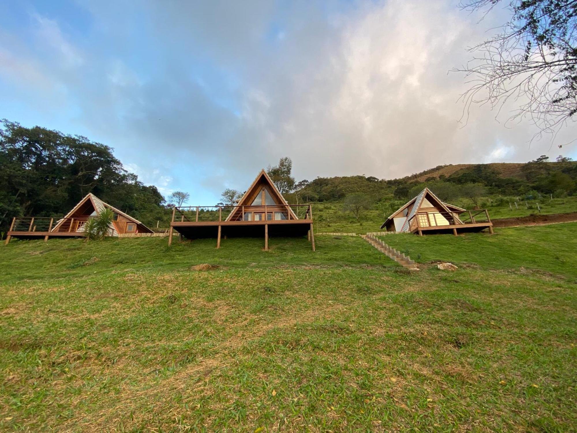 Chales Fazenda Floresta Das Araucarias クーニャ エクステリア 写真